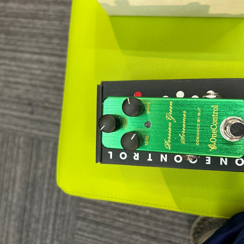 One Control persian green screamerの画像